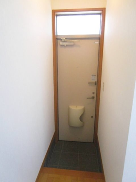 R・カワゾエ 玄関