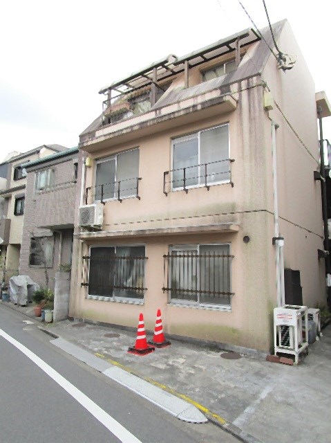 秋谷マンション 102号室 外観