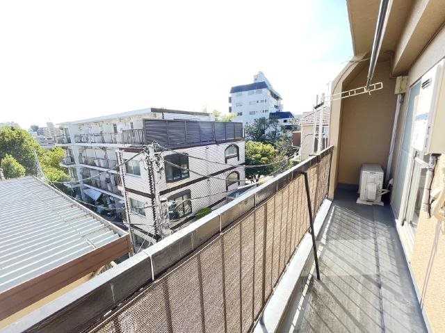 レジ東郷 ベランダ