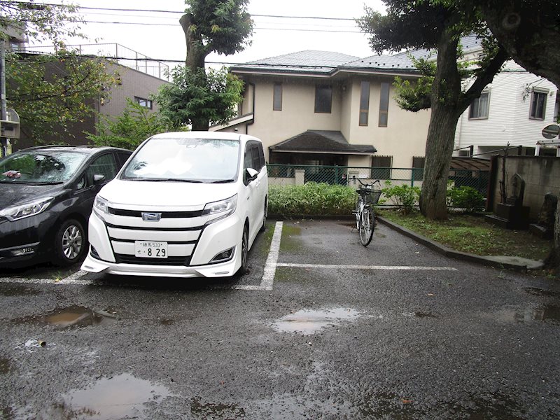 氷川神社駐車場 P0142号室 外観