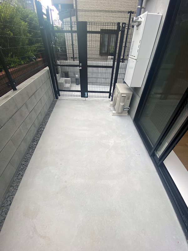 Plus　door  NAKANO ベランダ