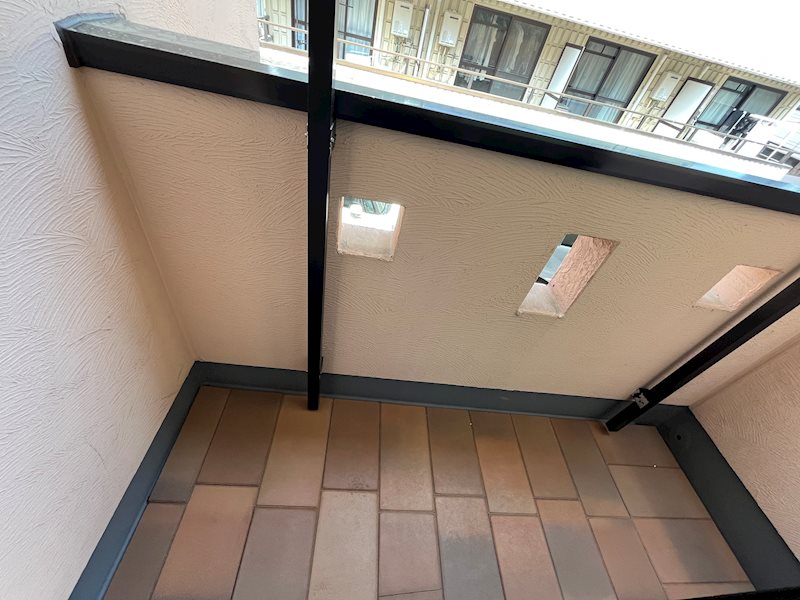 新宿区西新宿４丁目戸建 ベランダ