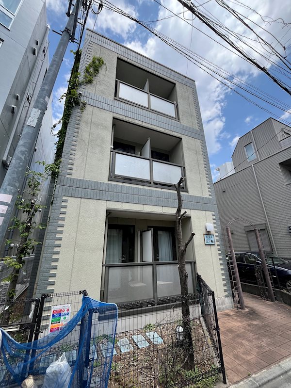 ローレル三ツ輪 302号室 外観