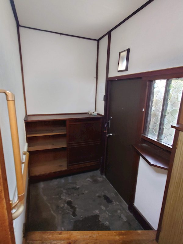 芝久保町3丁目戸建 玄関