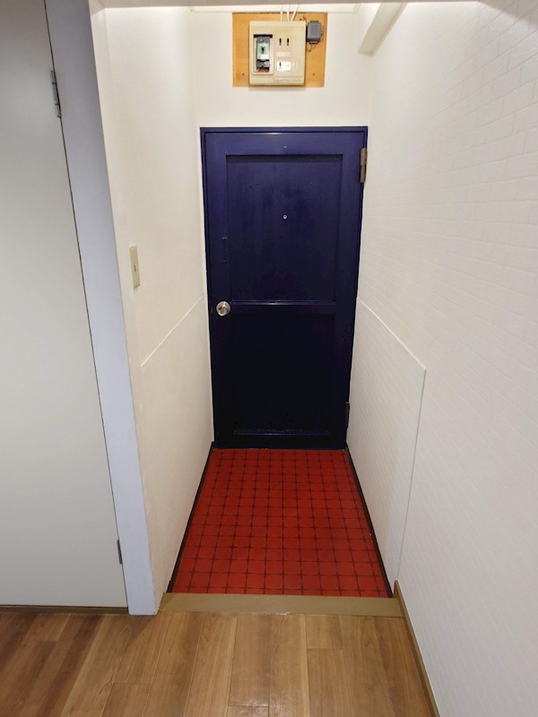 手塚ビル  玄関