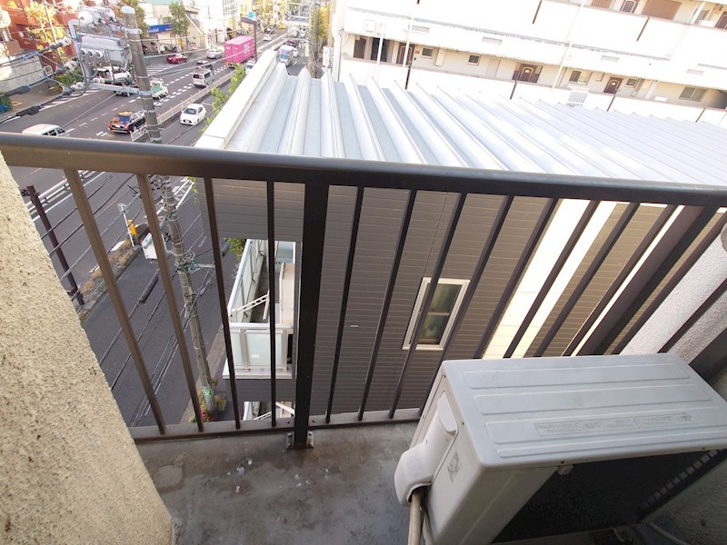 手塚ビル  ベランダ