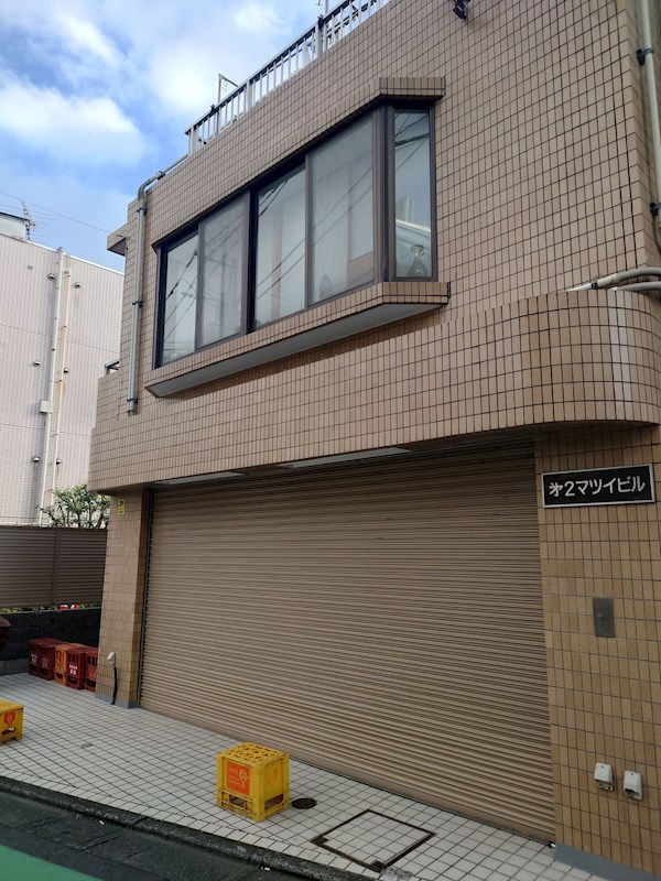 第２松井ビル 玄関