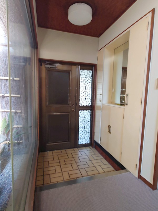 クローバー新高円寺 玄関