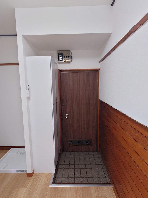 山田荘 玄関