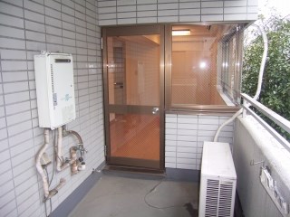 Ｃ－ＣＯＭ ベランダ