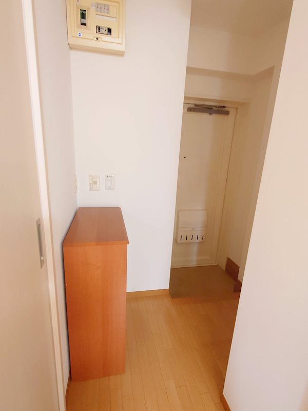 波多野ハイツ 玄関