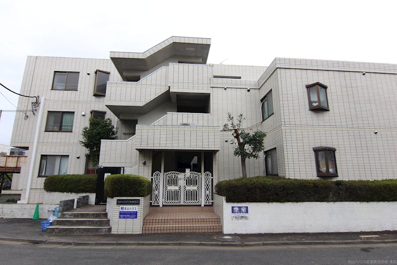ホワイトメゾンやまびこ 202号室 外観