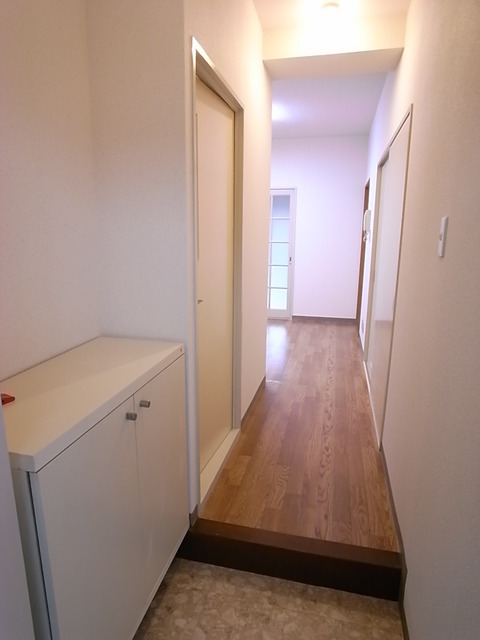 イーストヒルズ弐番館 玄関