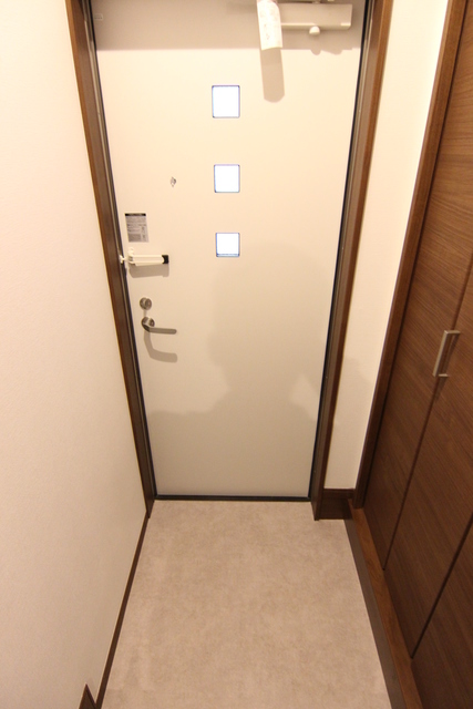 カーサフェリシア 玄関