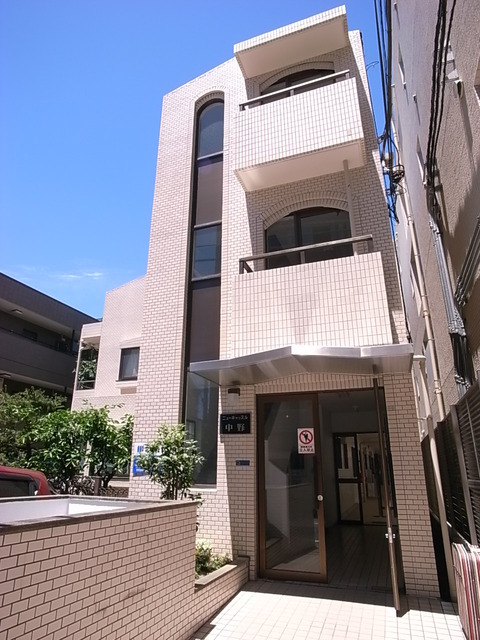 ニューキャッスル中野 206号室 外観