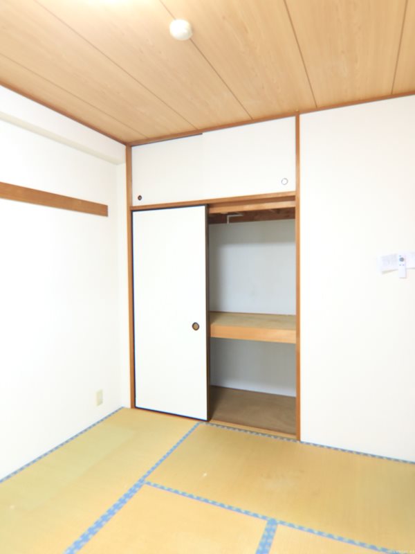 ヴィンテージ高津 ベッドルーム