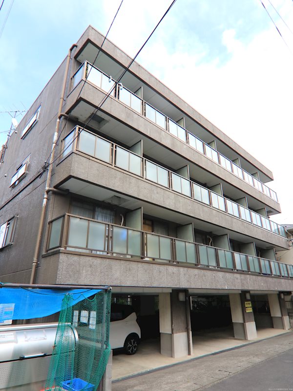 メゾンクリザンテム 202号室 外観