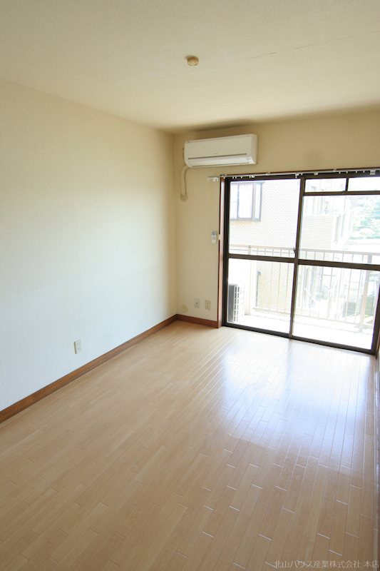 グランドゥール宮崎台 リビング