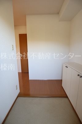 カーサ白井 玄関