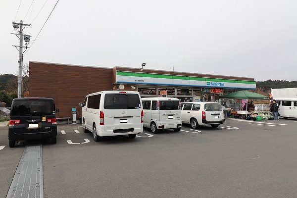 カーサ白井 コンビニ