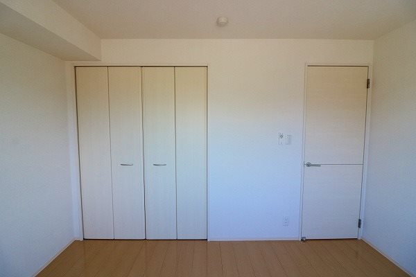 アドミラブール ベッドルーム