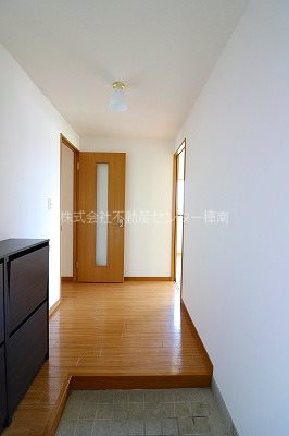 グランメゾン津島の森ガーデンＡ 玄関