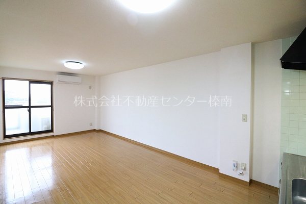 グランメゾン津島の森ガーデンＡ リビング
