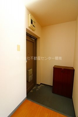 サリーナ中原 玄関