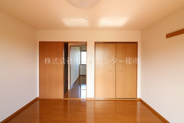 サニーフラット 収納