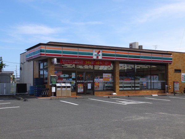 コーポ赤塚B コンビニ