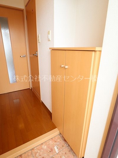アネシス 玄関