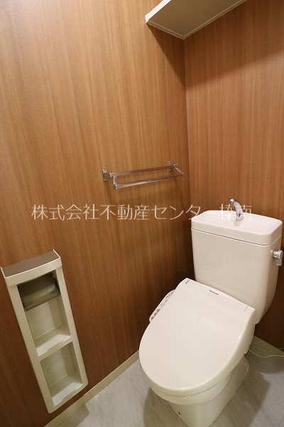 ヴィラ　オルテンシアB トイレ