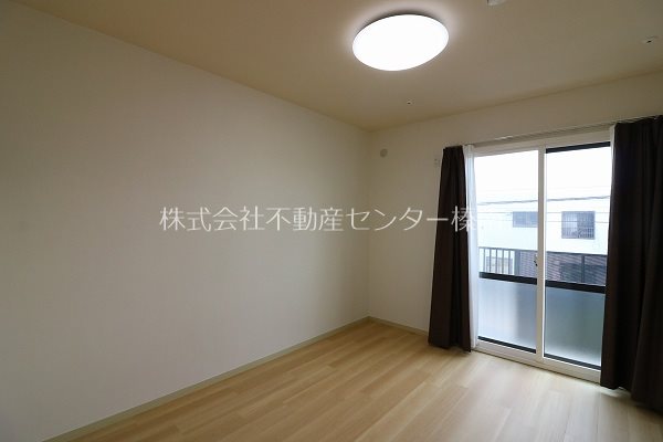 ヴィラ　オルテンシアB ベッドルーム