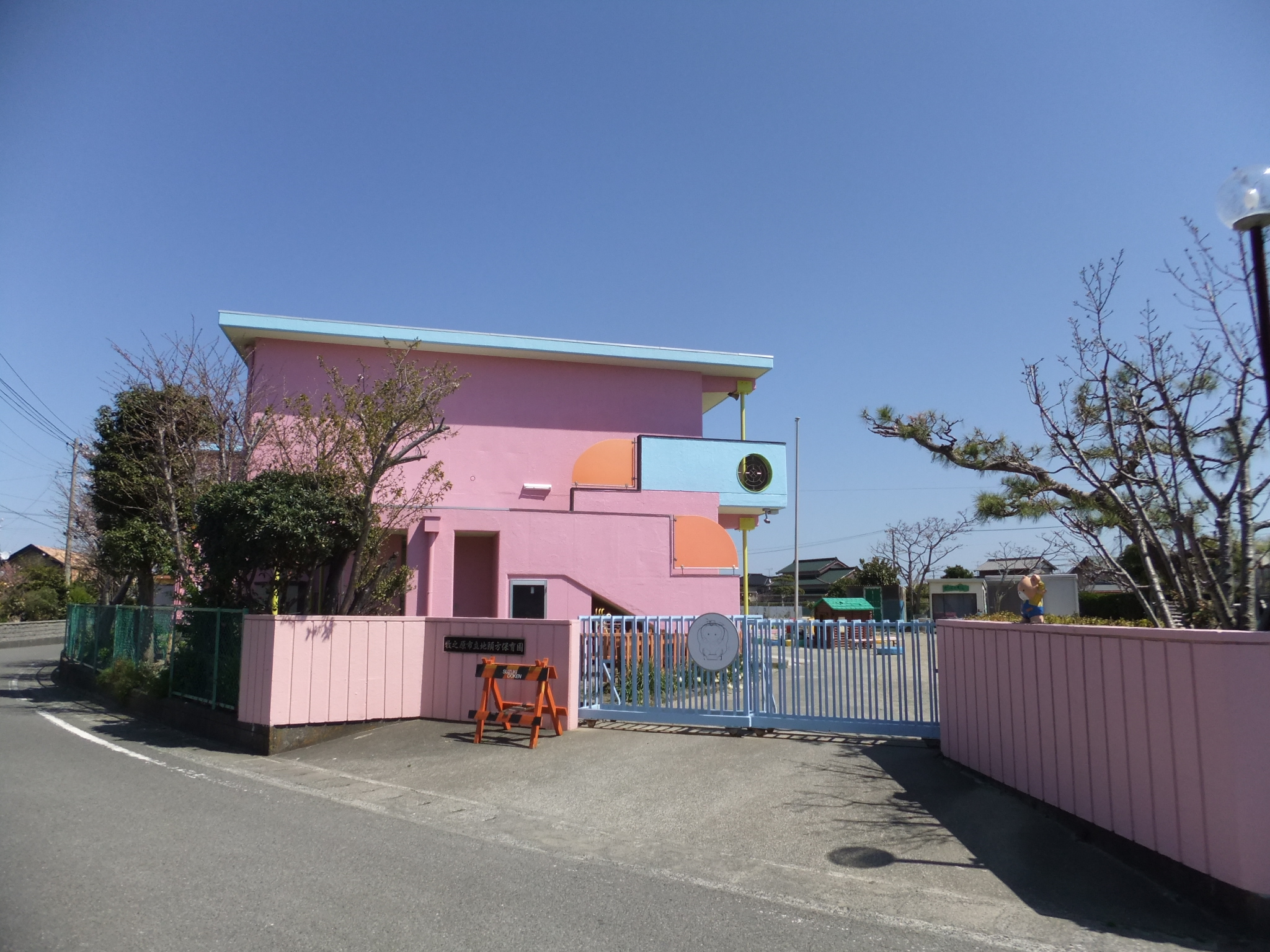 ヴィラ　オルテンシアB 幼稚園