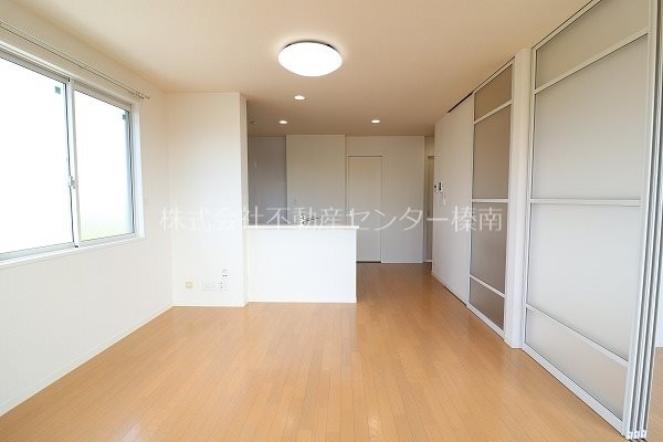 クレアーレ壱番館A リビング