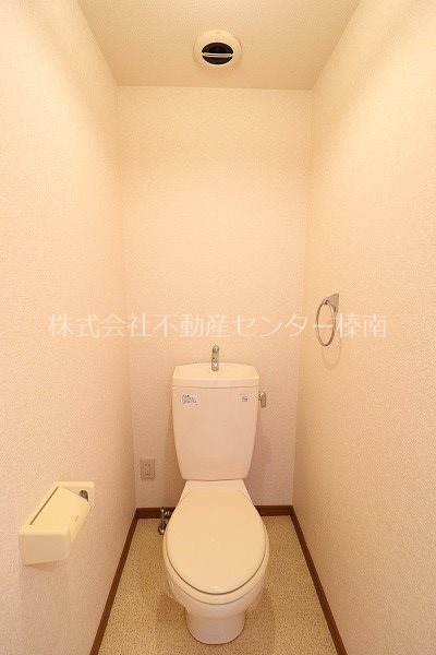 Surplus　リヴェール トイレ
