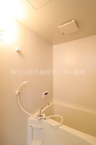Surplus　リヴェール 風呂画像