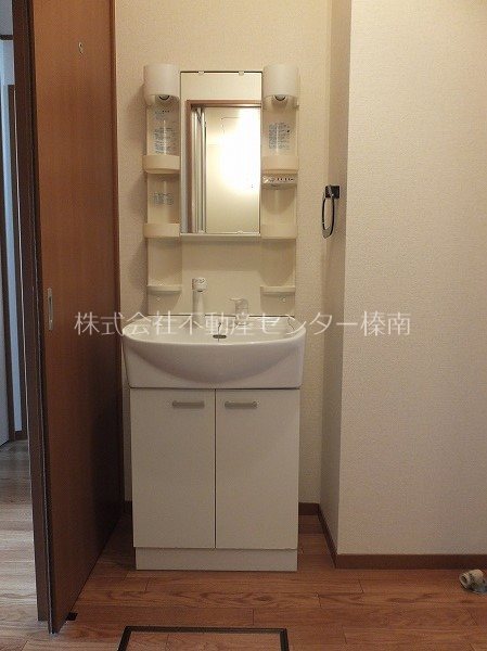 サン・ヴィラ神戸A 洗面所