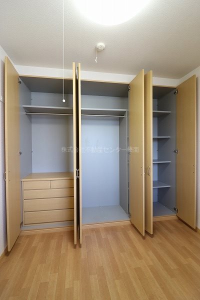 クレシア 収納