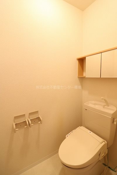 クレシア トイレ