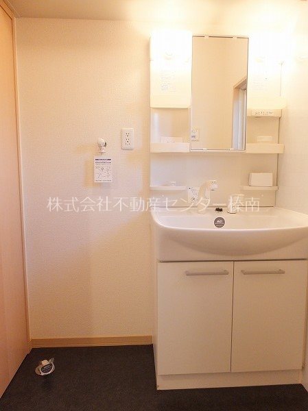 ＶＩＬＬＡＧＥ秋葉　D 洗面所