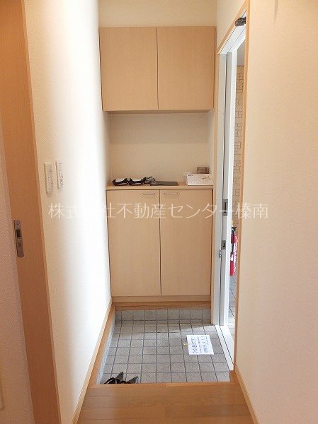 ＶＩＬＬＡＧＥ秋葉　D 玄関
