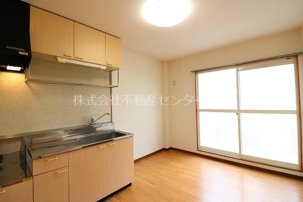 Surplusアムール リビング
