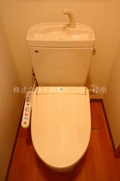 クレシア トイレ