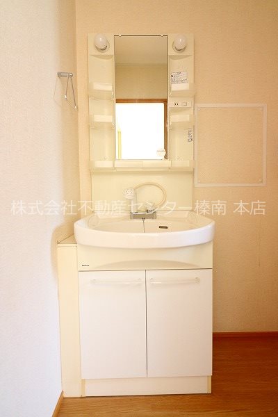 クレストＢ 洗面所