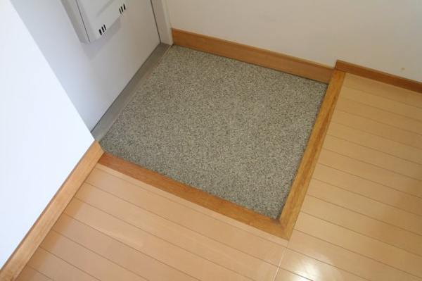 今津マンション 玄関