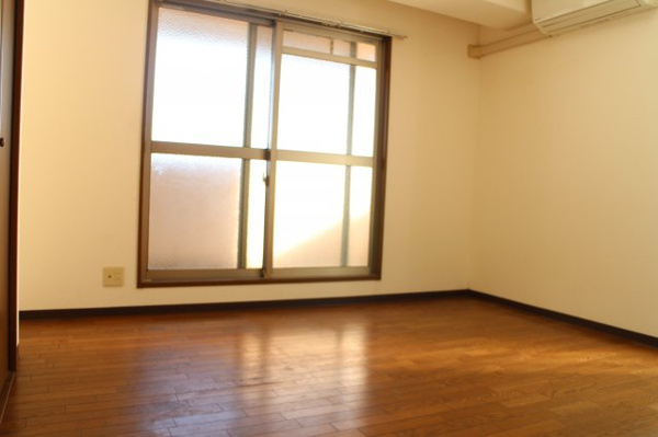 COURT　HOUSE その他