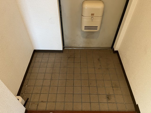 エスペランサ門真南 玄関