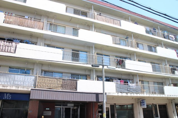高井田ランプハウス 外観