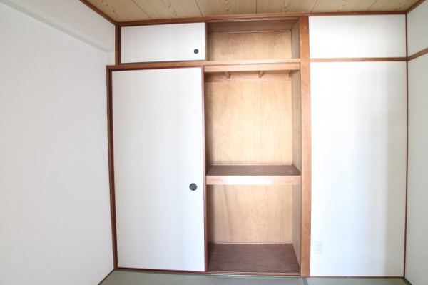 高井田ランプハウス 収納